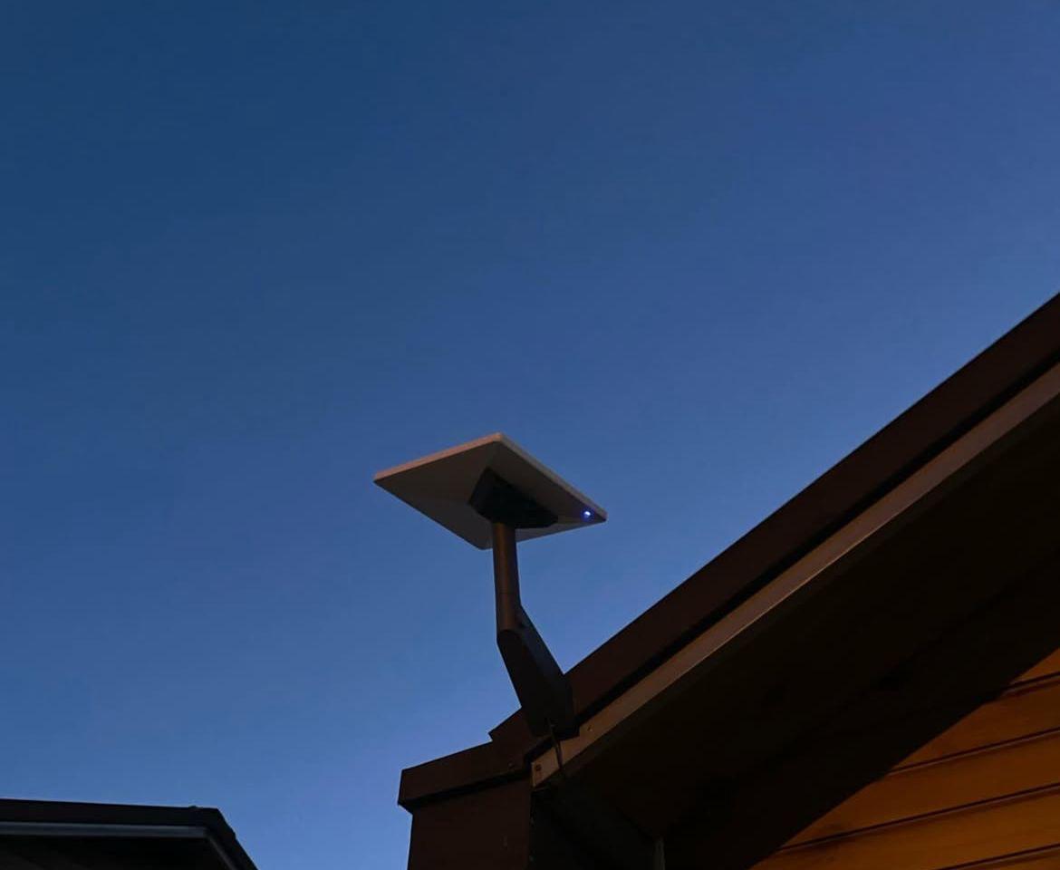 Antena Starlink instalada en sector El Tepual